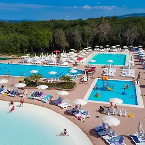 Hu Village 3*, Montescudaio Italy