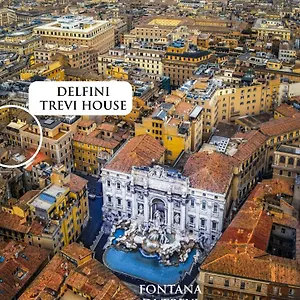  Pensión Delfini Trevi House Italia