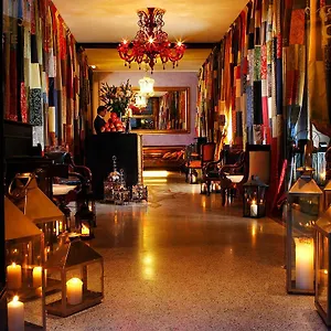 Ad Place 4*, Venice Italy