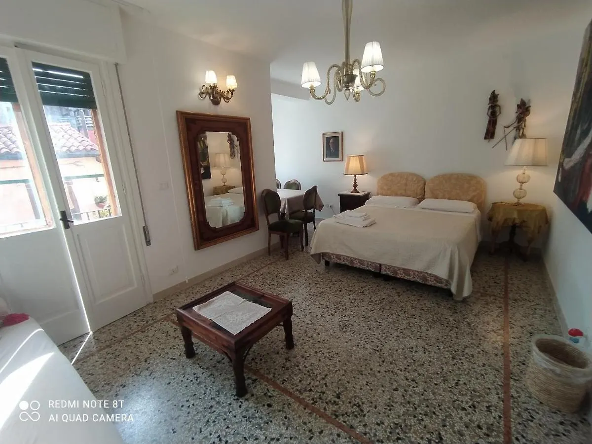 Casa Gialla Venetië Gasthuis