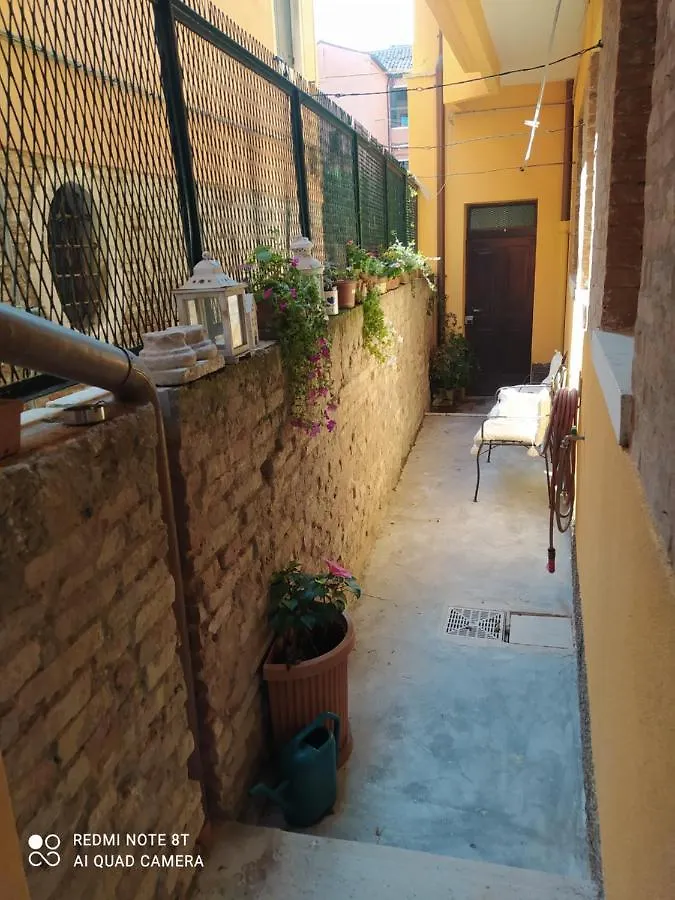 Casa Gialla Venetië 0*,